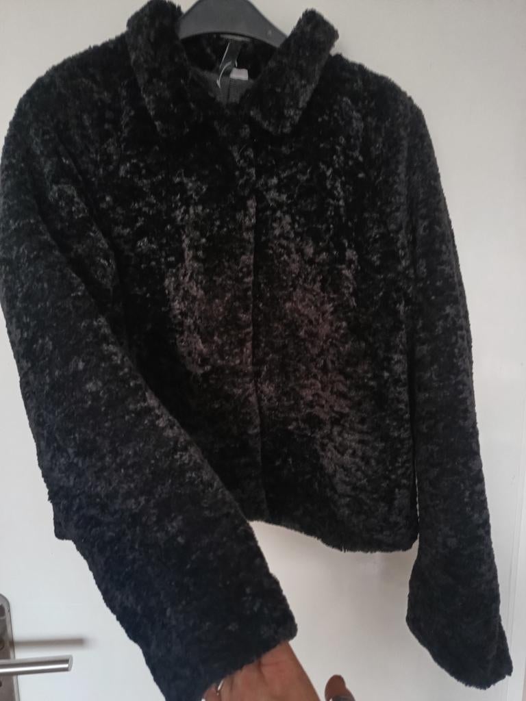 Zwarte jas H&M Divided jasje maat S-M, Kleding | Dames, Zwart, H&M Divided, Ophalen of Verzenden, Zo goed als nieuw