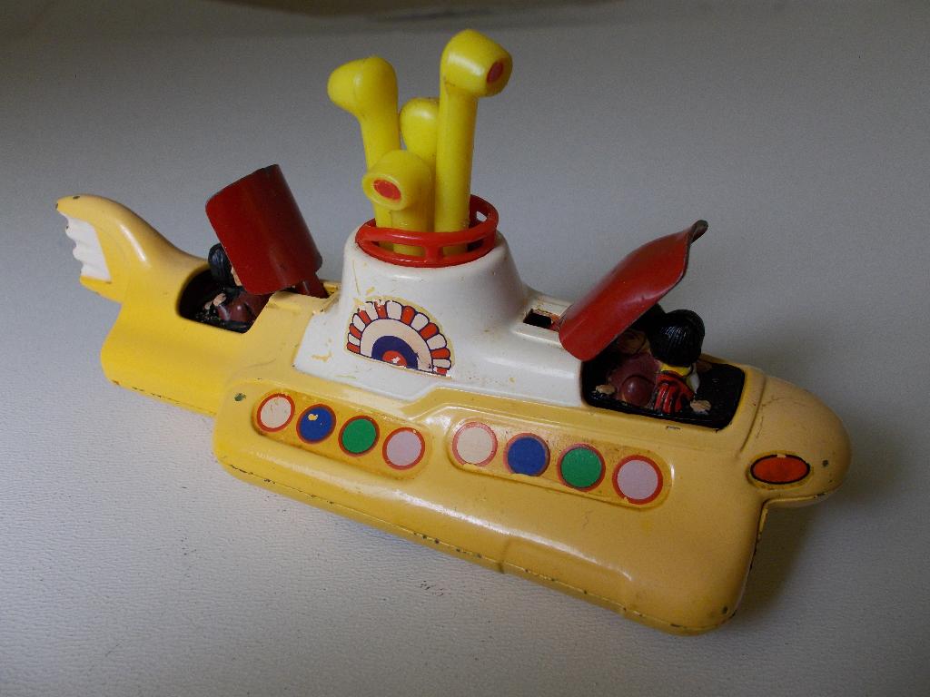 1969 Corgi Toys 803 THE BEATLES "YELLOW SUBMARINE" I.g.st., Ophalen of Verzenden, Gebruikt, Overige typen, Corgi