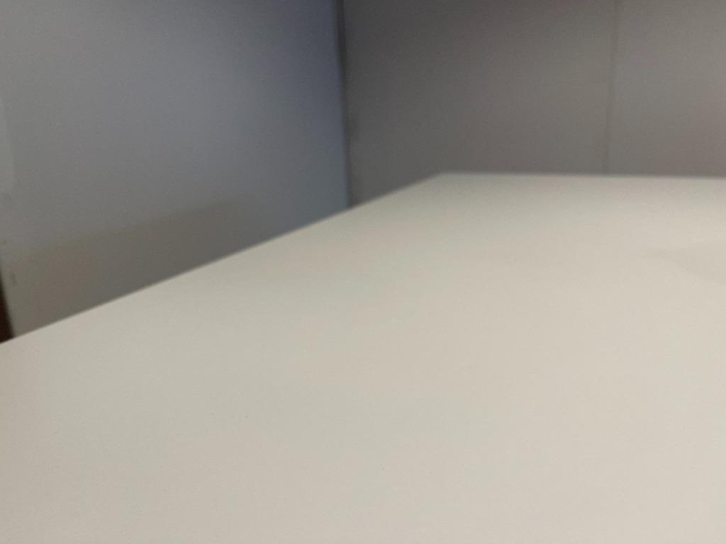 Hay Loop Stand bij TheReSales, Huis en Inrichting, Tafels | Eettafels, Ophalen, Overige materialen, 50 tot 100 cm, Design