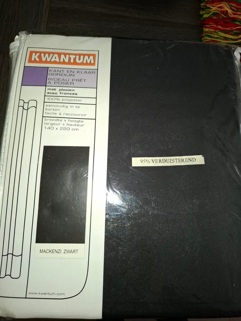 Kant en klaar gordijn 140x220 - Mackenzi Zwart, Huis en Inrichting, Stoffering | Gordijnen en Lamellen, Ophalen, 100 tot 150 cm