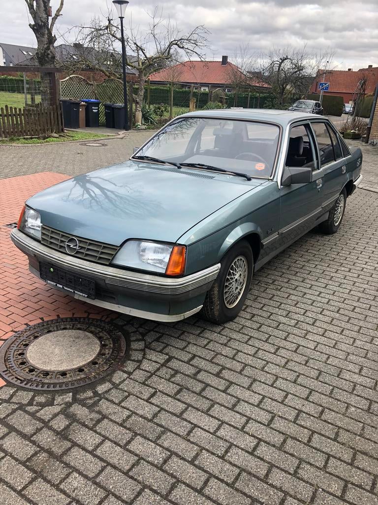 Opel Rekord E 1.8i uit April 1986, duits kent, nette auto, Auto's, Oldtimers, Particulier, Te koop