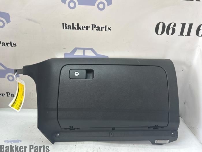 Dashboardkastje van een Volkswagen Scirocco, Auto-onderdelen, Gebruikt, -, Volkswagen, -