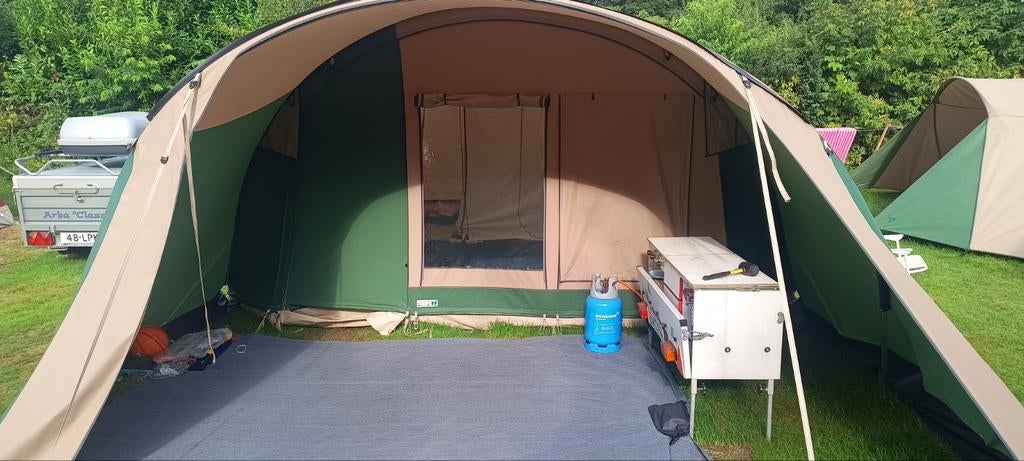 Falco havik 6 persoons tent, Caravans en Kamperen, Ophalen, Gebruikt