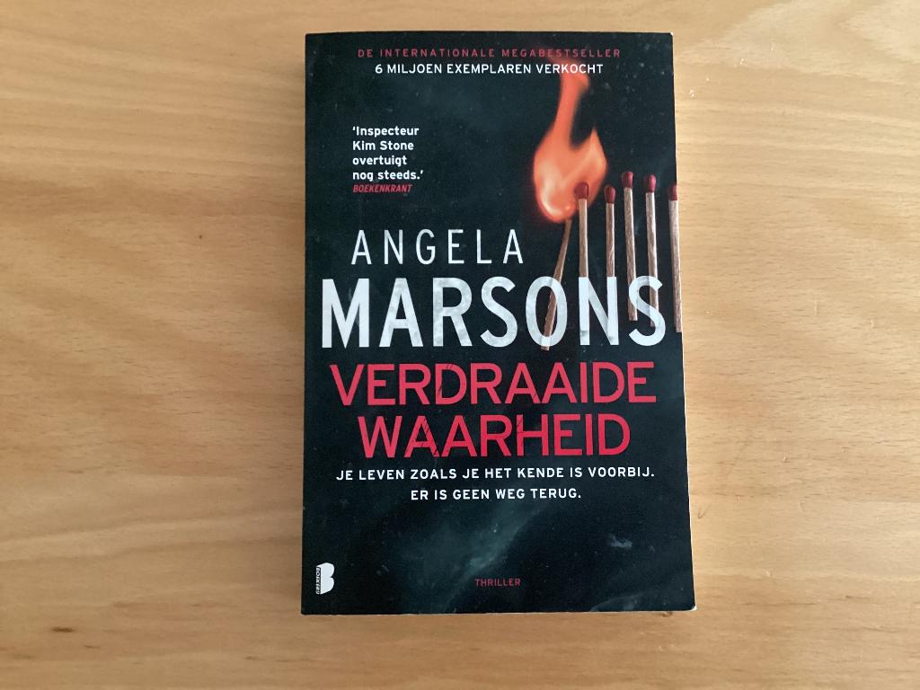 Angela Marsons: “ verdraaide waarheid”., Boeken, Ophalen, Zo goed als nieuw