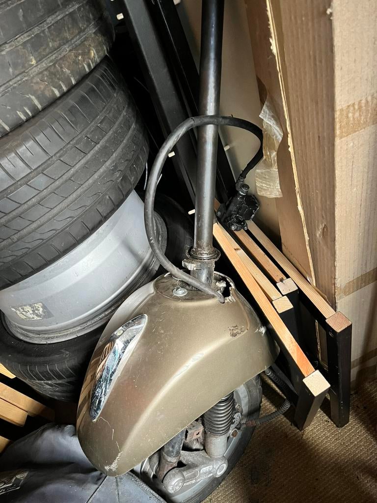 Vespa onderdelen, Ophalen