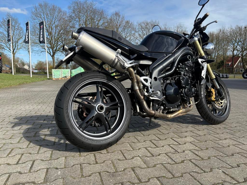 Triumph Speed Triple 1050