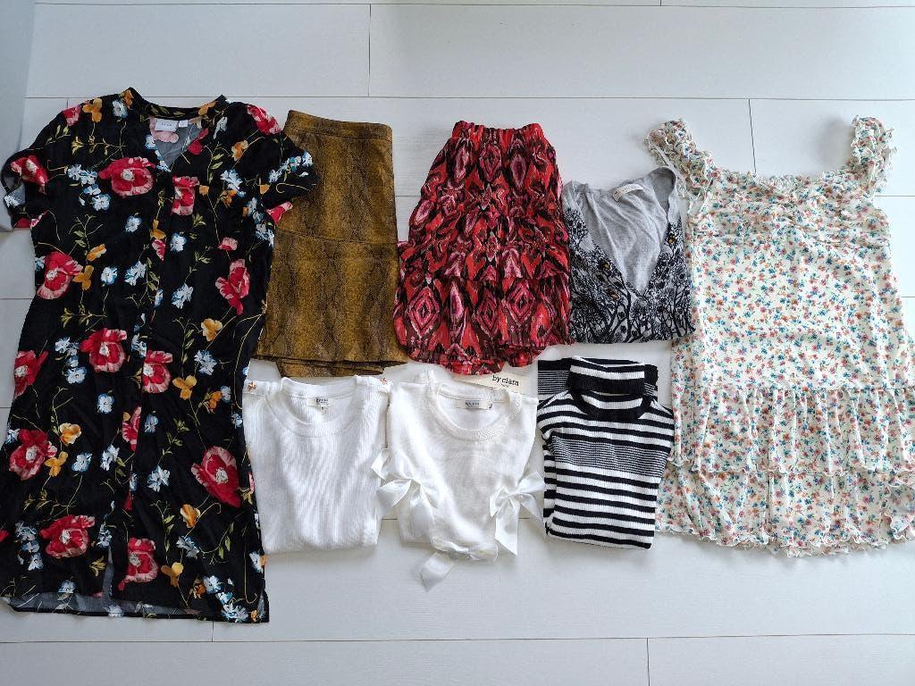 partij kleding M/L 8 stuks vest, jurken & rokken 25 euro, Zwart, Maat 42/44 (L), Ophalen of Verzenden, Zo goed als nieuw