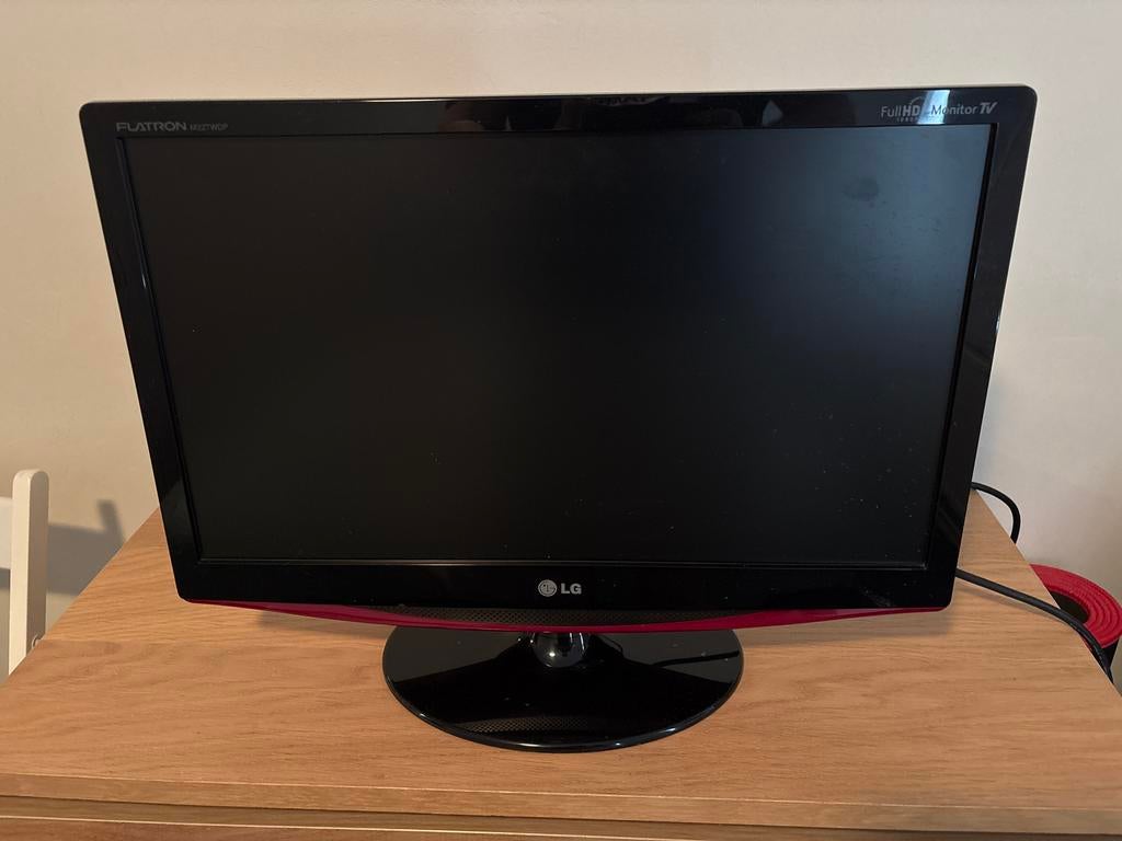 LG Flatron Full HD Monitor, zwart/rood, Computers en Software, Monitoren, Ophalen of Verzenden, Gebruikt, Full HD, 60 Hz of minder
