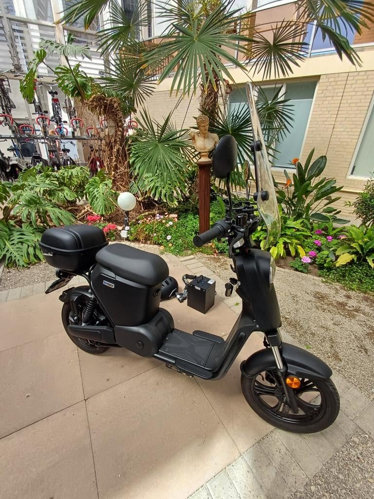 Electrische scooter IVA E-GO S2 mat zwart, Elektrisch, Zo goed als nieuw, Ophalen, Overige merken