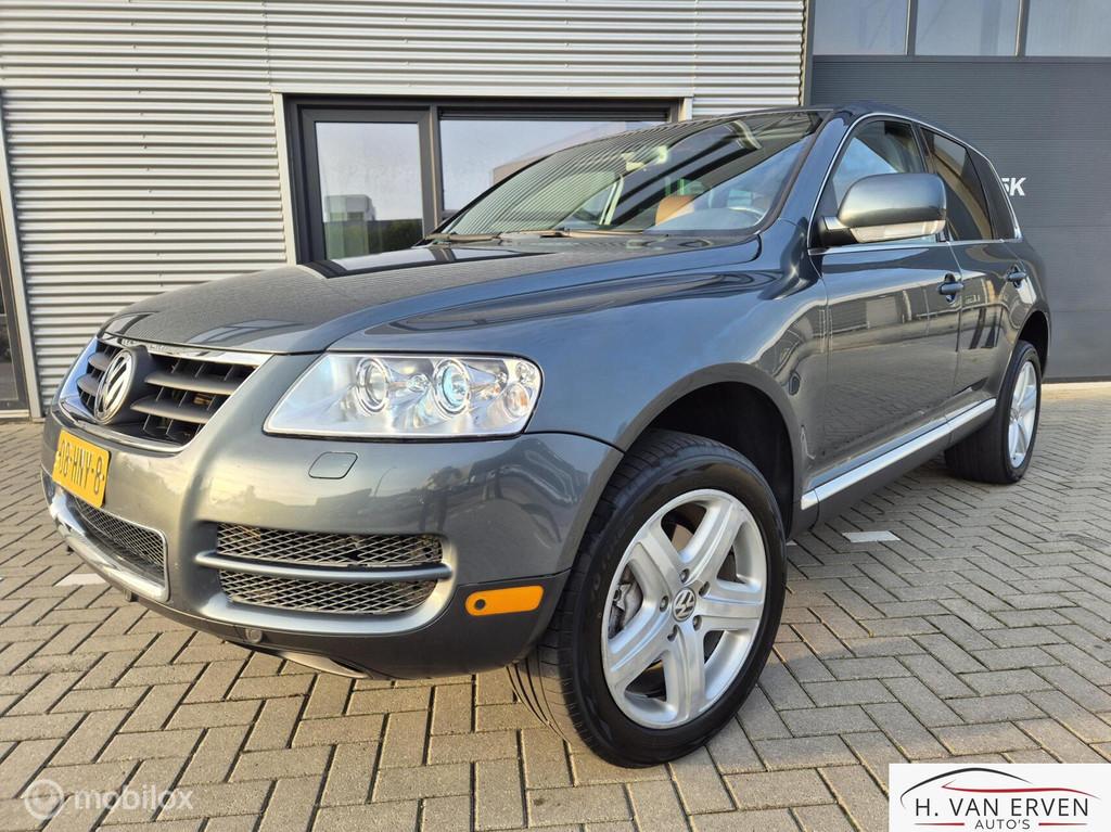 Volkswagen Touareg 4.2 V8 LEDER 19" XENON, Automaat, 4172 cc, 8 cilinders, Leder