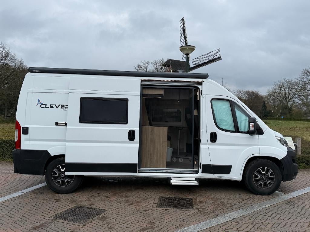 Clever Celebration 600-Softclose Schuifdeur-1e Eig-2021-Nwst, Caravans en Kamperen, Buscamper of Camperbus, Bedrijf, Pössl, Overige brandstoffen