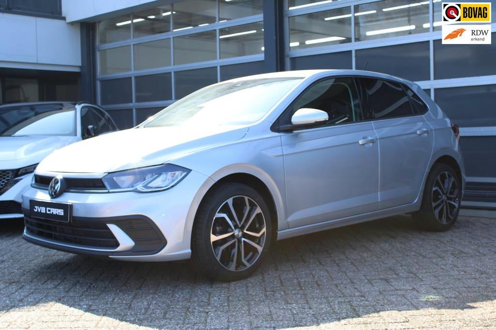 Volkswagen Polo 1.0 TSI Life Automaat, Stof, Gebruikt, Zwart, Bedrijf