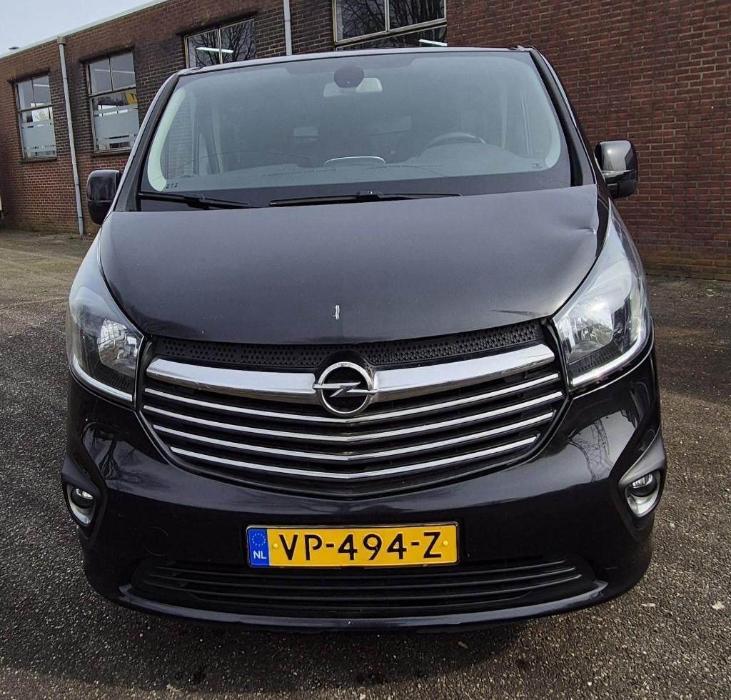 Opel Vivaro 1.6 D 3 persoons met schuifdeur & opbergkast, Euro 5, Zwart, 4 cilinders, 2000 kg