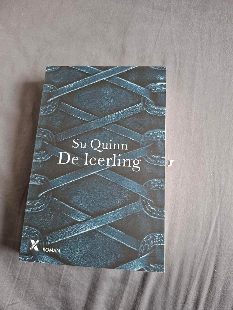 Su Quinn - De leerling, Boeken, Ophalen of Verzenden, Zo goed als nieuw, Su Quinn