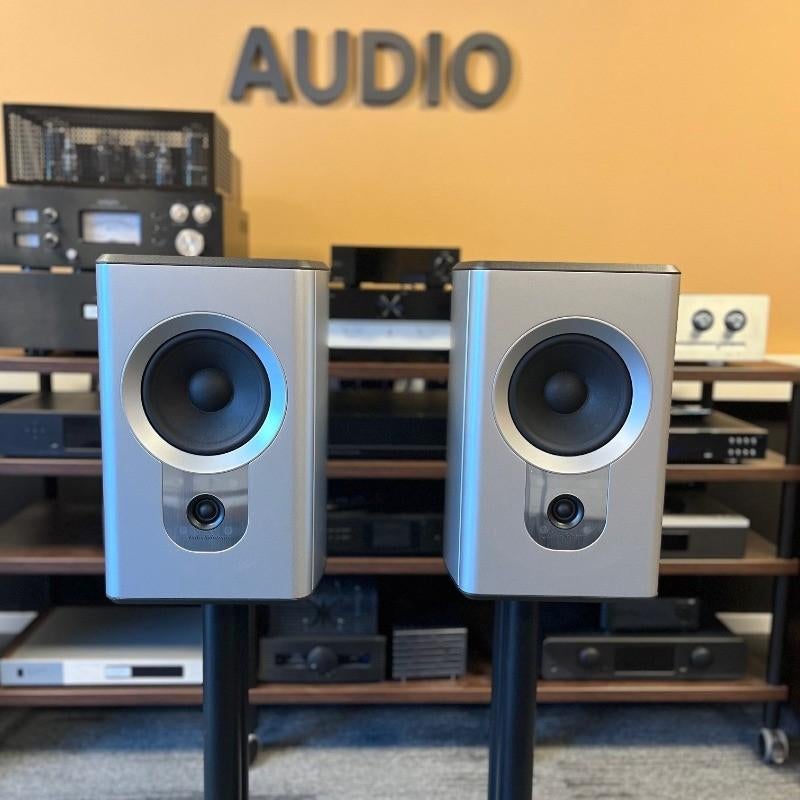 AudioSolutions Figaro BL2 speakerset silver grey (occasion), Overige merken, -, -, Ophalen of Verzenden