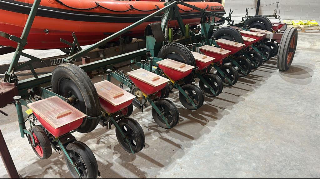 Bietenzaaier 12 rijer, Zakelijke goederen, Ophalen of Verzenden, Grondbewerking