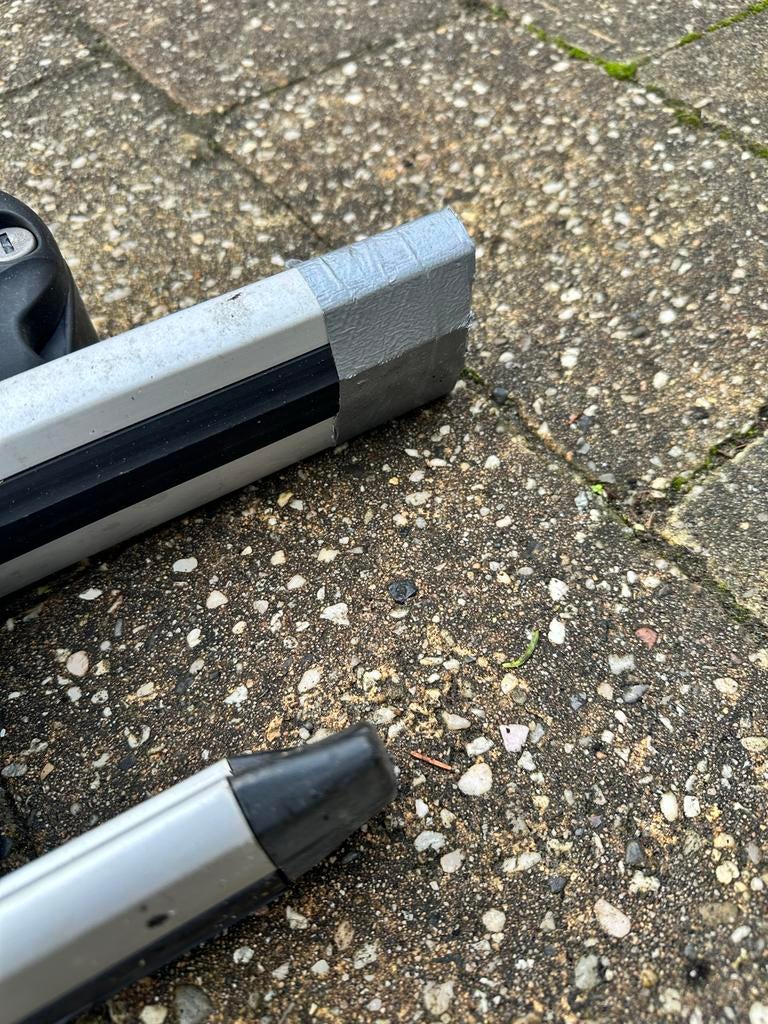 Dakdragers voor Hyundai Kona (mist eindkapje), Auto diversen, Dakdragers, Gebruikt, Ophalen of Verzenden