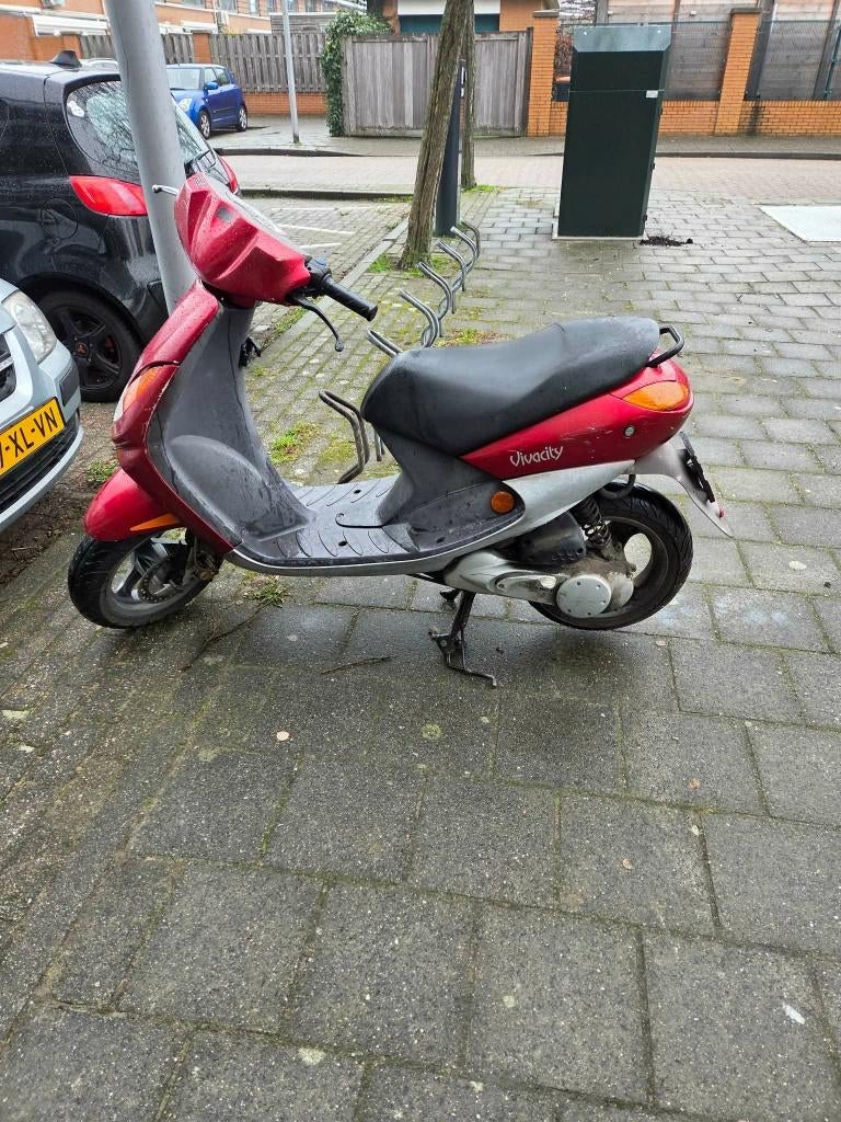 Peugeot Vivacity Snor Scooter, Ophalen, Gebruikt, Benzine, 25 cc