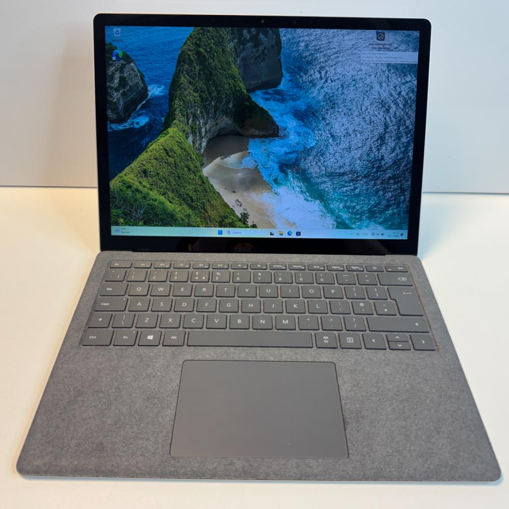 Microsoft Surface Laptop 4 Zwart | 8GB | 256GB | Nette Staat, Microsoft, Zo goed als nieuw, Support@microsoft.com, Microsoft Corporation
One Microsoft Way
Redmond, WA 98052-6399
USA