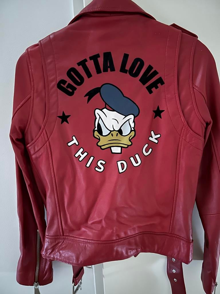 Nikkie x Disney rood leren jasje maat 34, Ophalen of Verzenden, Zo goed als nieuw, Maat 34 (XS) of kleiner, Rood