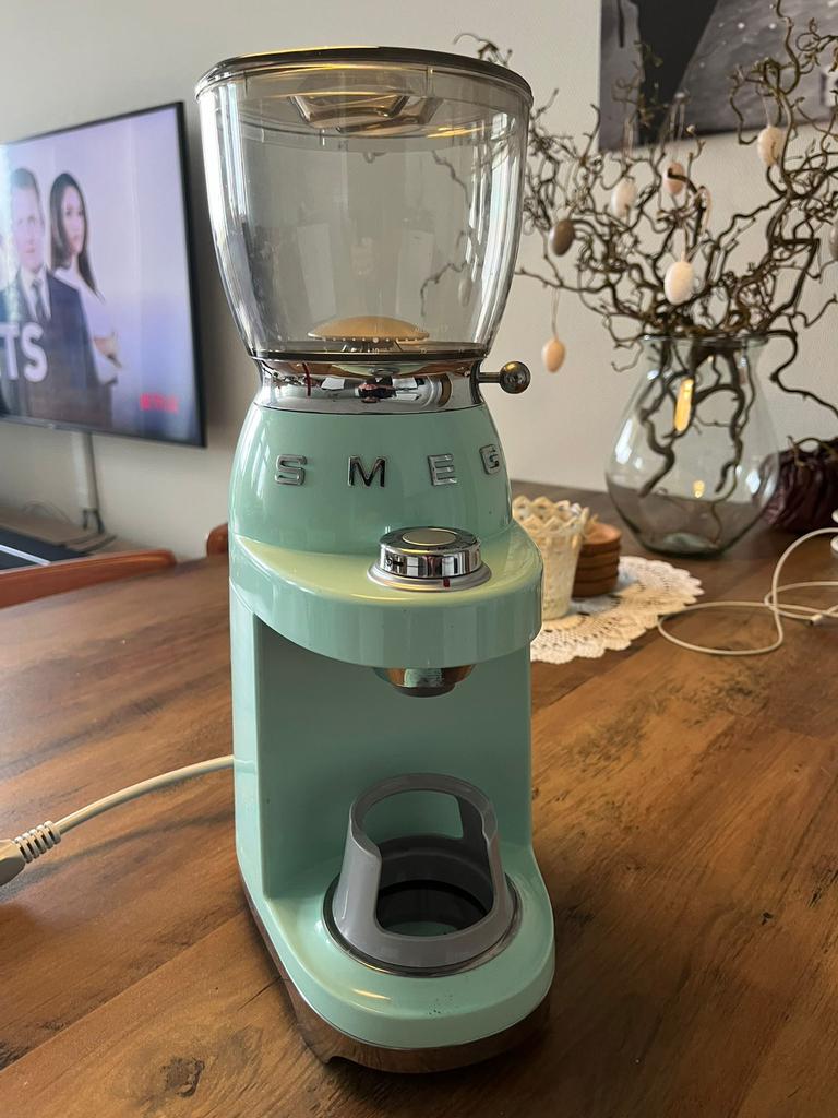 SMEG Koffiemolen CGF01 Mint Groen – Bonenmaler, Ophalen