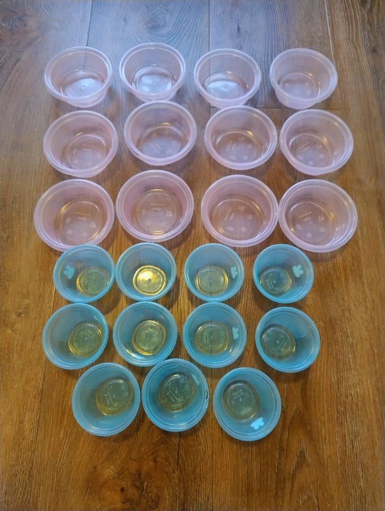 Nijntje baby bewaarbakjes 11 stuks, Kinderen en Baby's, Babyvoeding en Toebehoren, Ophalen of Verzenden, Zo goed als nieuw, Overige typen