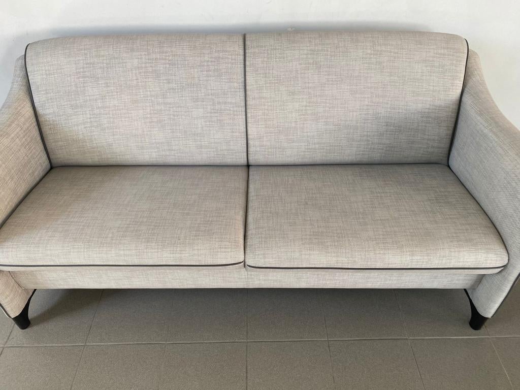 Minimalistische 2-zits Bank | Scandinavische Stijl | Licht, Ophalen, N t, Tweepersoons, 75 tot 100 cm