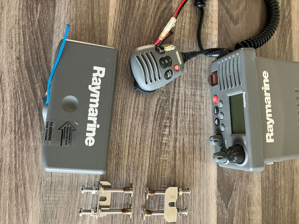 Raymarine Ray55E Marifoon VHF Radio, Ophalen of Verzenden, Gebruikt, Radio