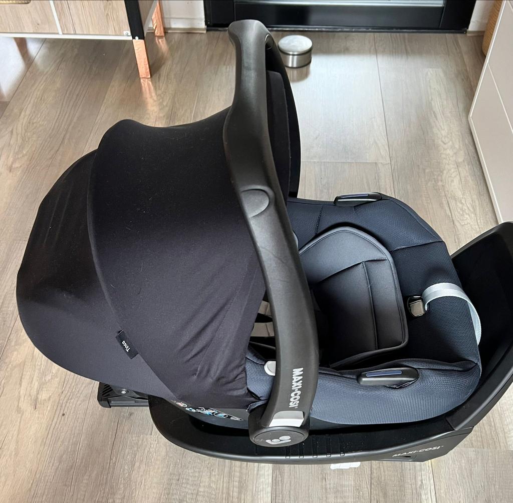 Maxi-Cosi Tinca incl. FamilyFix 2 base, Kinderen en Baby's, Ophalen, Gebruikt, Zijbescherming, Isofix