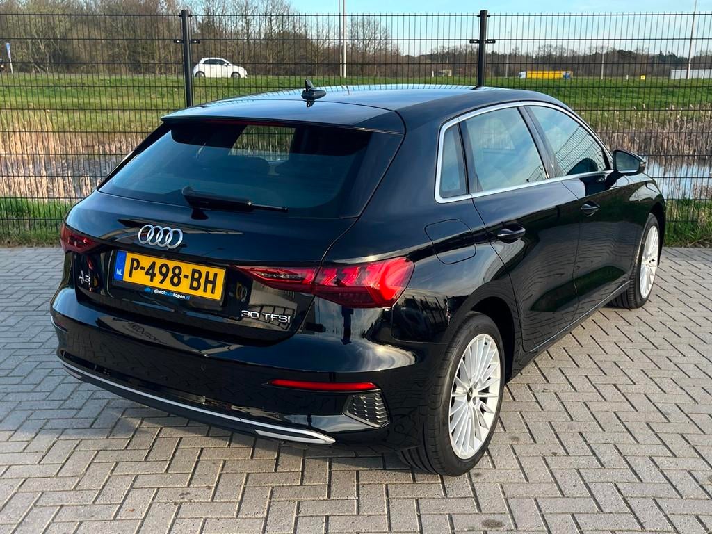Audi A3 Sportback 30 TFSI Advanced edition | PDC | Carplay |, Stof, Gebruikt, Euro 6, Origineel Nederlands