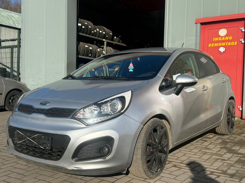 Kia Rio 1.2 CVVT Super Pack, Auto's, Kia, Bedrijf, Te koop, Rio, ABS, Achteruitrijcamera, Airbags, Airconditioning, Alarm, Bluetooth