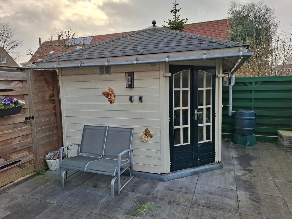 Lugarde tuinhuis, Ophalen, Gebruikt, 250 tot 500 cm