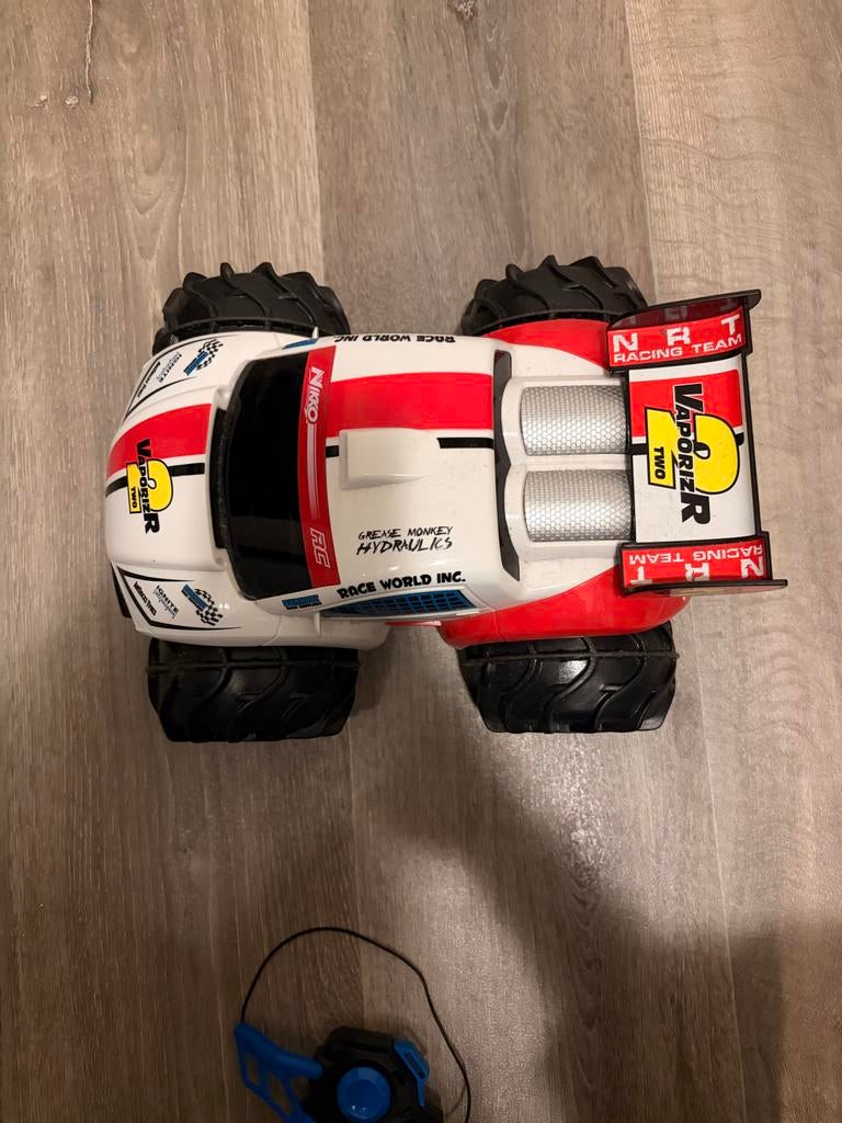 Waterbestendige Bestuurbare Auto - Race Klaar!, Hobby en Vrije tijd, Modelbouw | Auto's en Voertuigen, Overige merken, Gebruikt