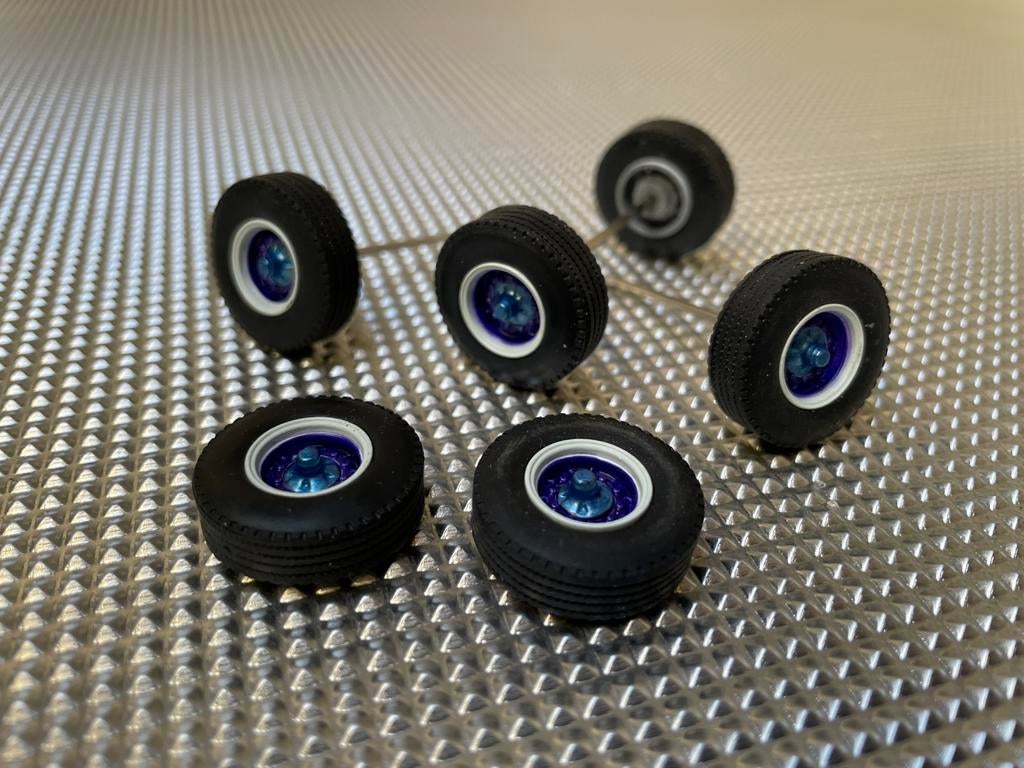 WSI bandenset incl verzenden 5,50€, Ophalen of Verzenden, Zo goed als nieuw, Bus of Vrachtwagen, Wsi