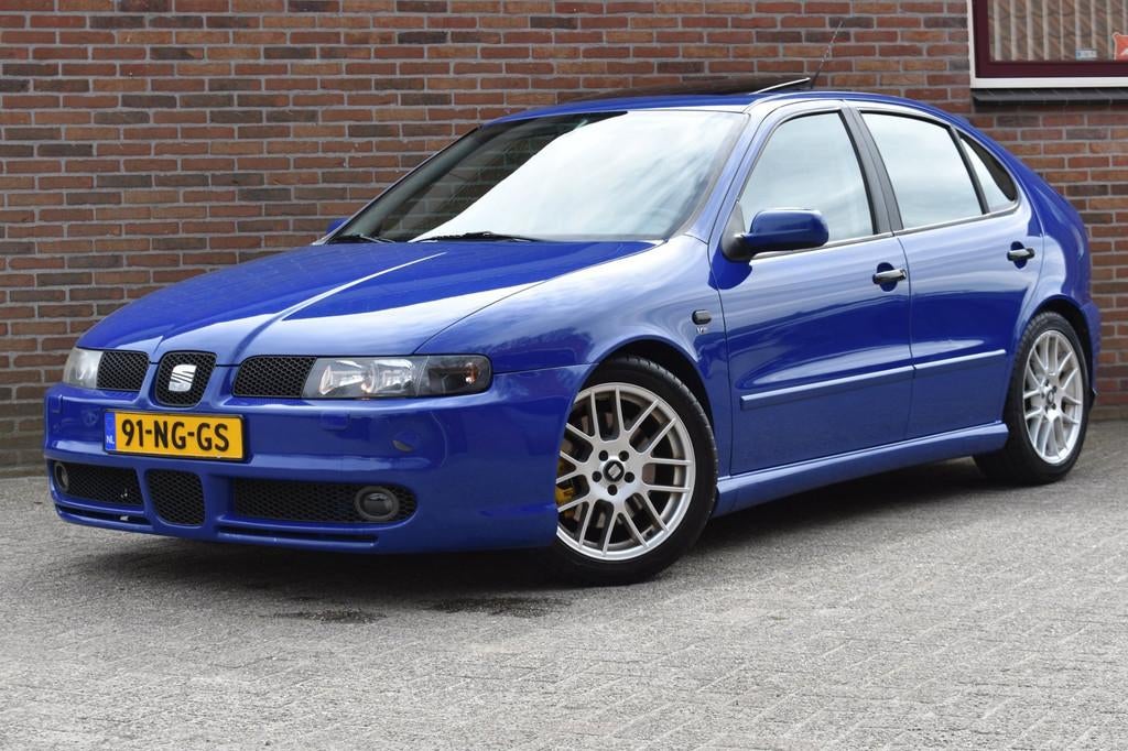 Seat Leon 2.8 V6 Topsport 4 '03 Leder Airco Inruil mogelijk, Gebruikt, Vierwielaandrijving, 204 pk, Euro 4