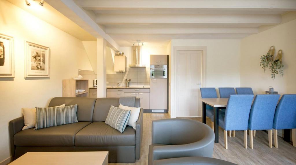 Gratis af te halen vanaf 10-4-2026, Kunststof, Tweepersoons, Ophalen of Verzenden, Zo goed als nieuw