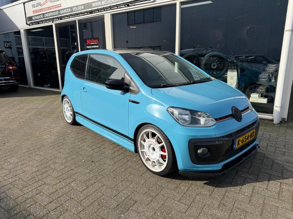 Volkswagen UP MT Special, Auto's, Volkswagen, Voorwielaandrijving, Gebruikt, 23 km/l, Bedrijf
