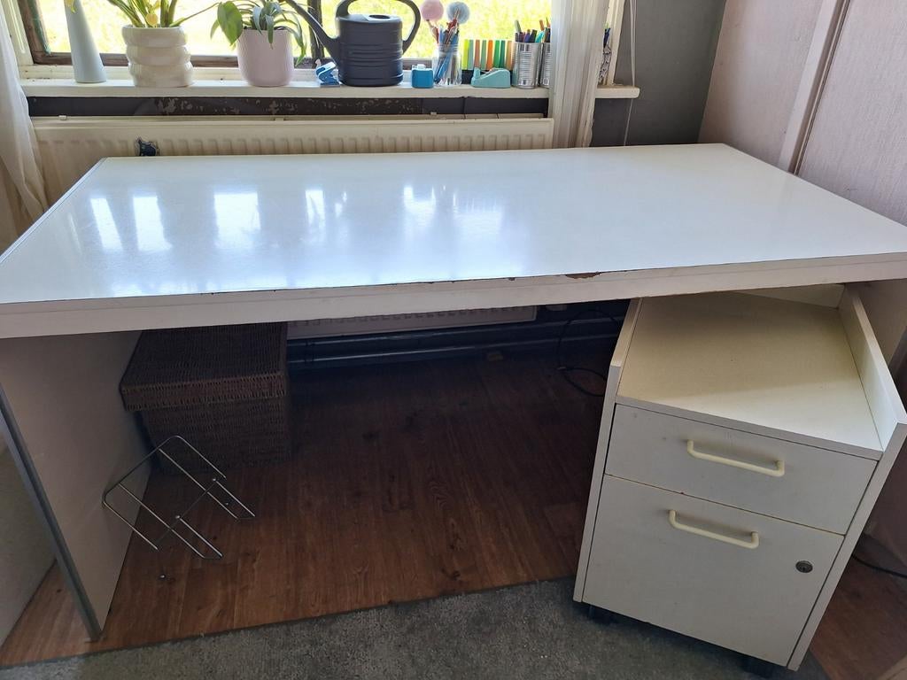 Groot stevig bureau, Ophalen, Gebruikt