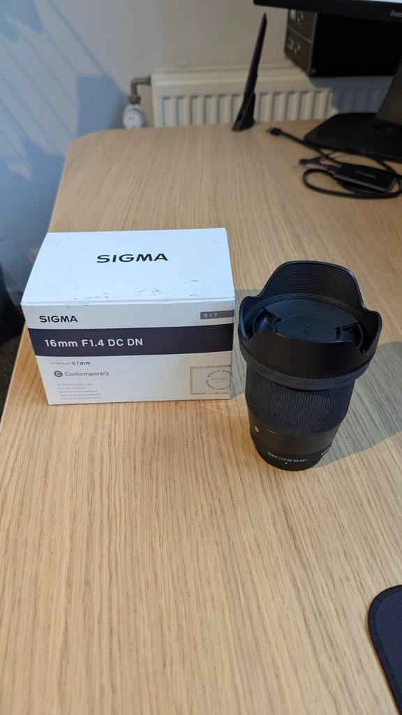 Sigma 16mm MFT f/1,4 Prime lens, Audio, Tv en Foto, Fotografie | Lenzen en Objectieven, Ophalen of Verzenden, Gebruikt, Standaardlens
