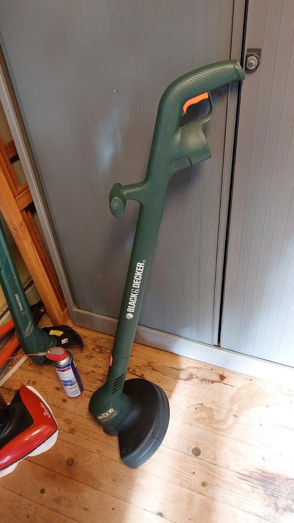 Black & decker kantenmaaier  / grastrimmer incl maaidraad, Tuin en Terras, Grastrimmers, Ophalen, Gebruikt, Black & Decker, 10 tot 30 cm