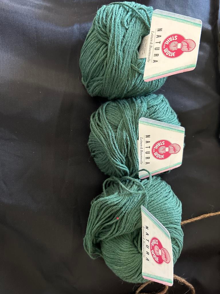 3 bollen groen garen van linnen en katoen, Hobby en Vrije tijd, Breien en Haken, Ophalen of Verzenden, Nieuw, Breien of Haken