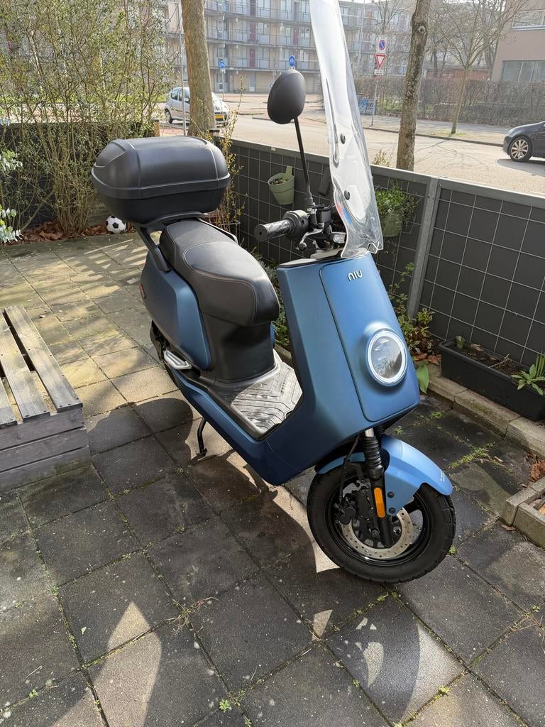 Niu NQi Sport Scooter 45km - 2024, Gebruikt, Elektrisch, Ophalen, Overige merken