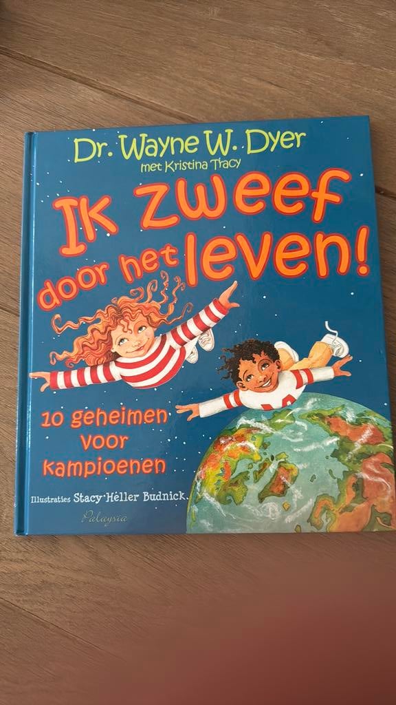 Kristina Tracy - Ik zweef door het leven, Non-fictie, Ophalen of Verzenden, Zo goed als nieuw, Kristina Tracy; W.W. Dyer