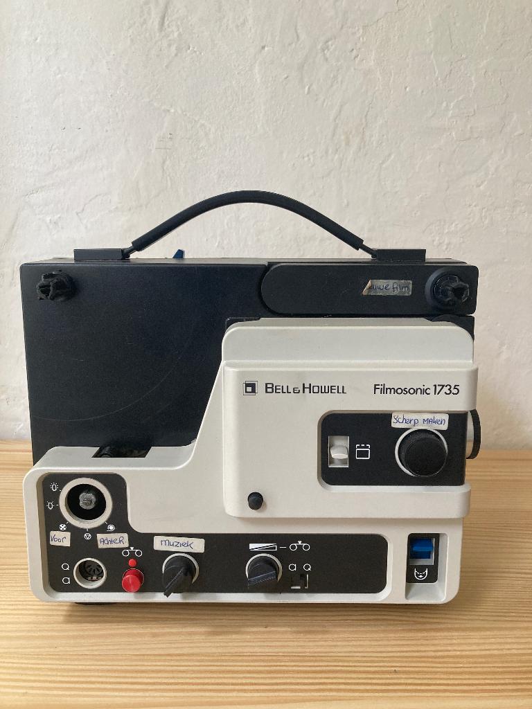 Bell & Howell Filmosonic 1735 projector, Ophalen, 1960 tot 1980, Projector