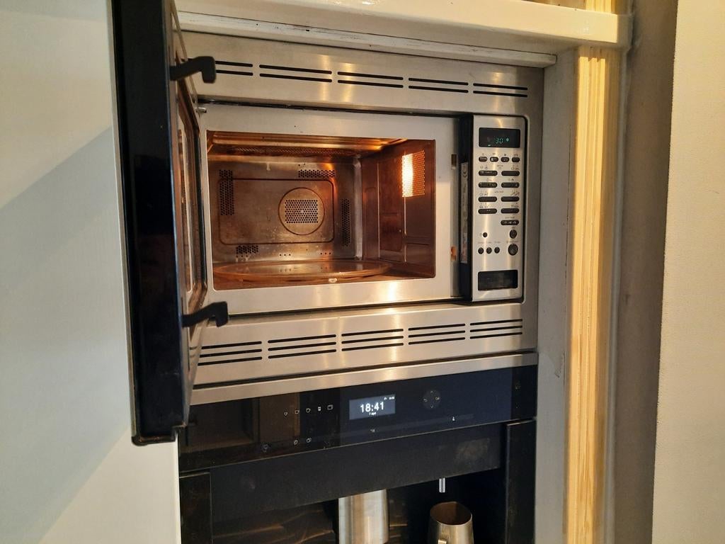 Pelgrim inbouw magnetron, Witgoed en Apparatuur, Magnetrons, Gebruikt, Ophalen of Verzenden, Inbouw, Draaiplateau