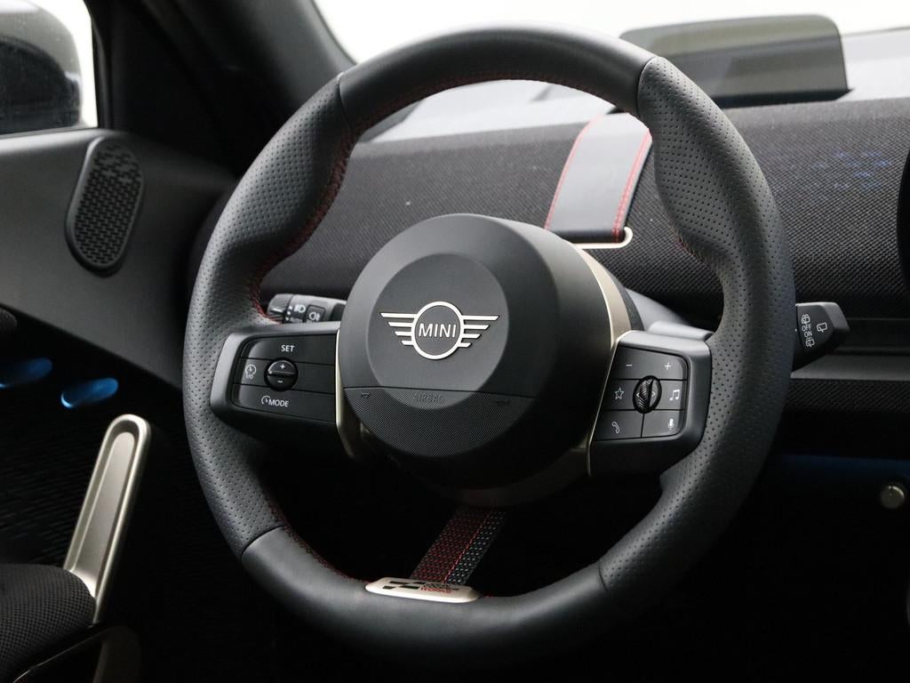 MINI Aceman E John Cooper Works Pakket M (bj 2025), Auto's, Mini, Met garantie (alle), Zwart, 39 kWh, 184 pk