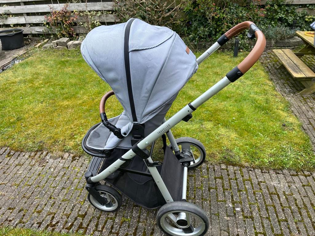 Mutsy kinderwagen compleet met accessoires, Kinderen en Baby's, Kinderwagens en Combinaties, Gebruikt, Ophalen of Verzenden, Combiwagen