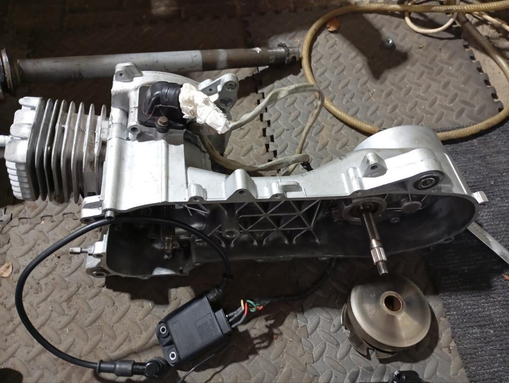 Typhoon 70cc project 2x blok, Ophalen of Verzenden