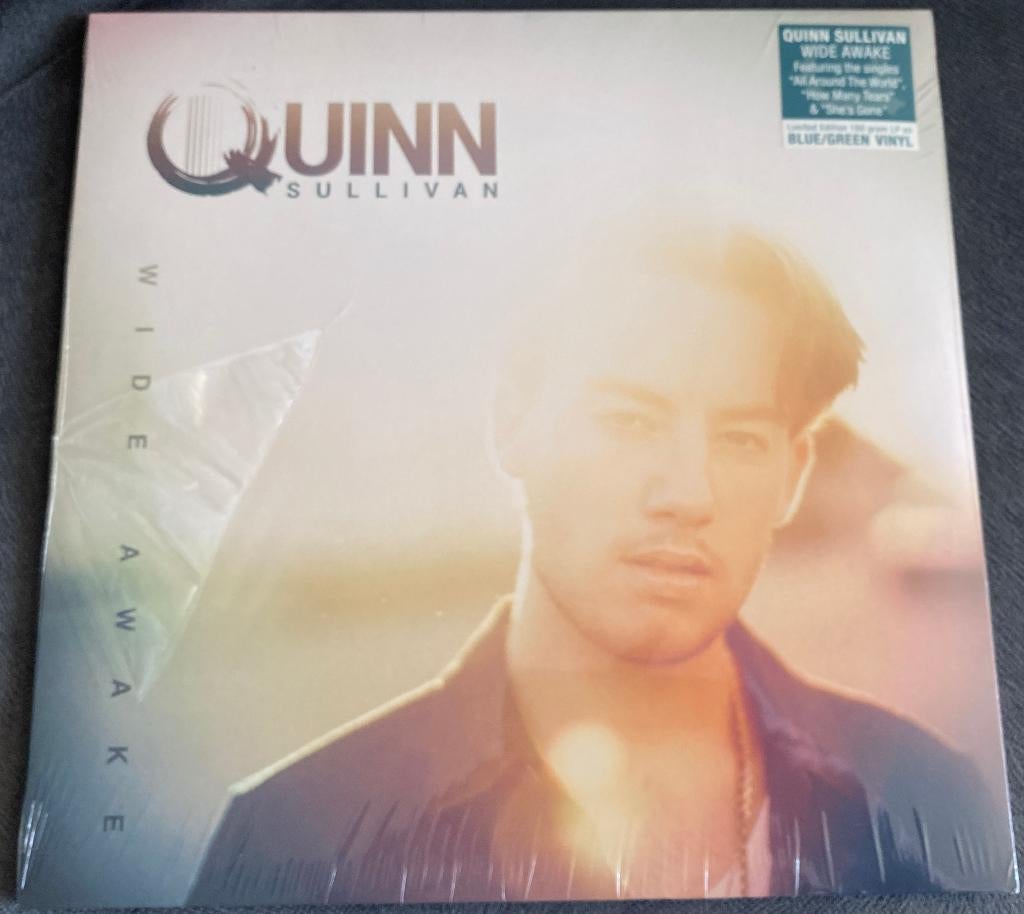 LP - Quinn Sullivan : Wide Awake (Blue / Green Vinyl) *, Ophalen, Nieuw in verpakking, 12 inch, Singer-songwriter