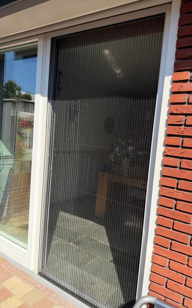 Unilux plisse hordeur wit, Doe-het-zelf en Verbouw, Deuren en Horren, Ophalen of Verzenden, Zo goed als nieuw, Hordeur, 200 tot 215 cm